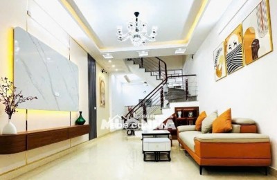 THÁI HÀ - TÂY SƠN: Nhà 60m2, 2Thoáng; Ngõ thông; Gần phố; Ô TÔ dừng đỗ trước cửa ngày đêm